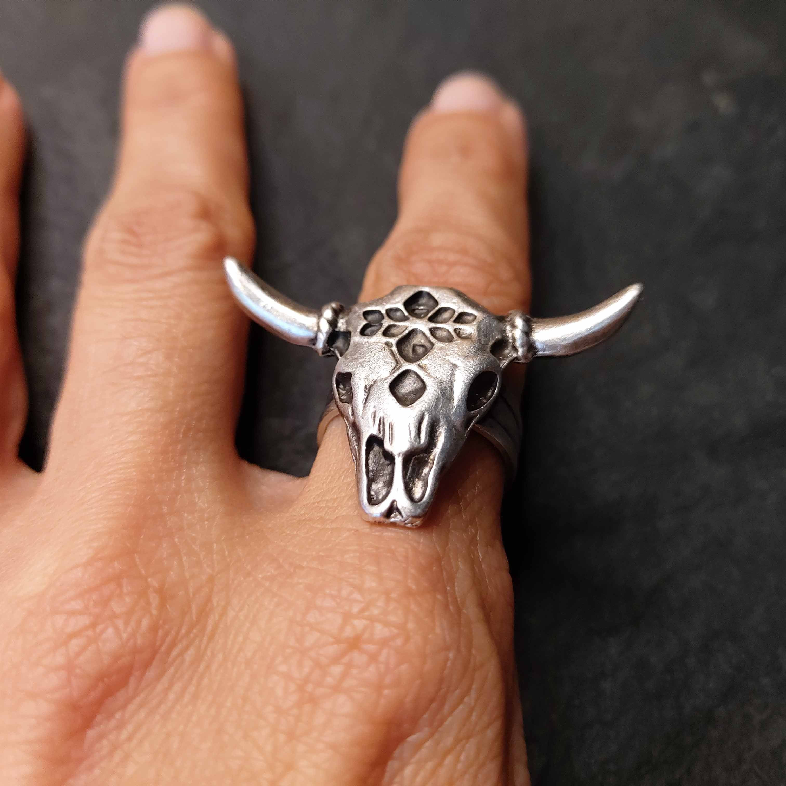 Bull skull ring with horns, silver animal adjustable brutalist statement ring