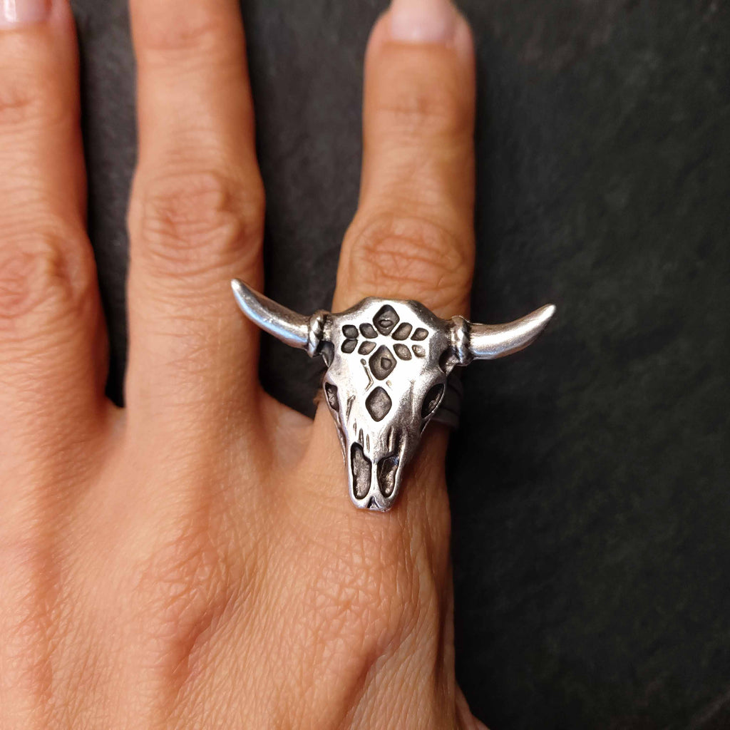 Bull skull ring with horns, silver animal adjustable brutalist statement ring