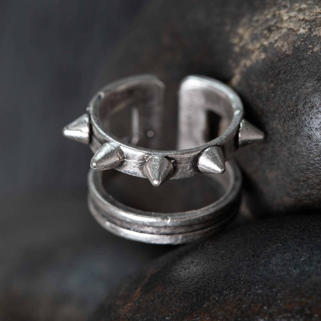 Silver ridged wide band ring, medieval warrior brutalist statement ring