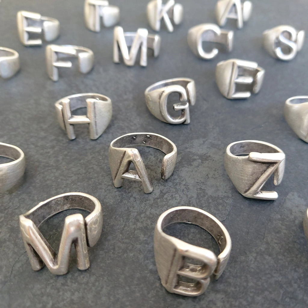 Initial knuckle ring, personalised letter adjustable midi sculptural silver