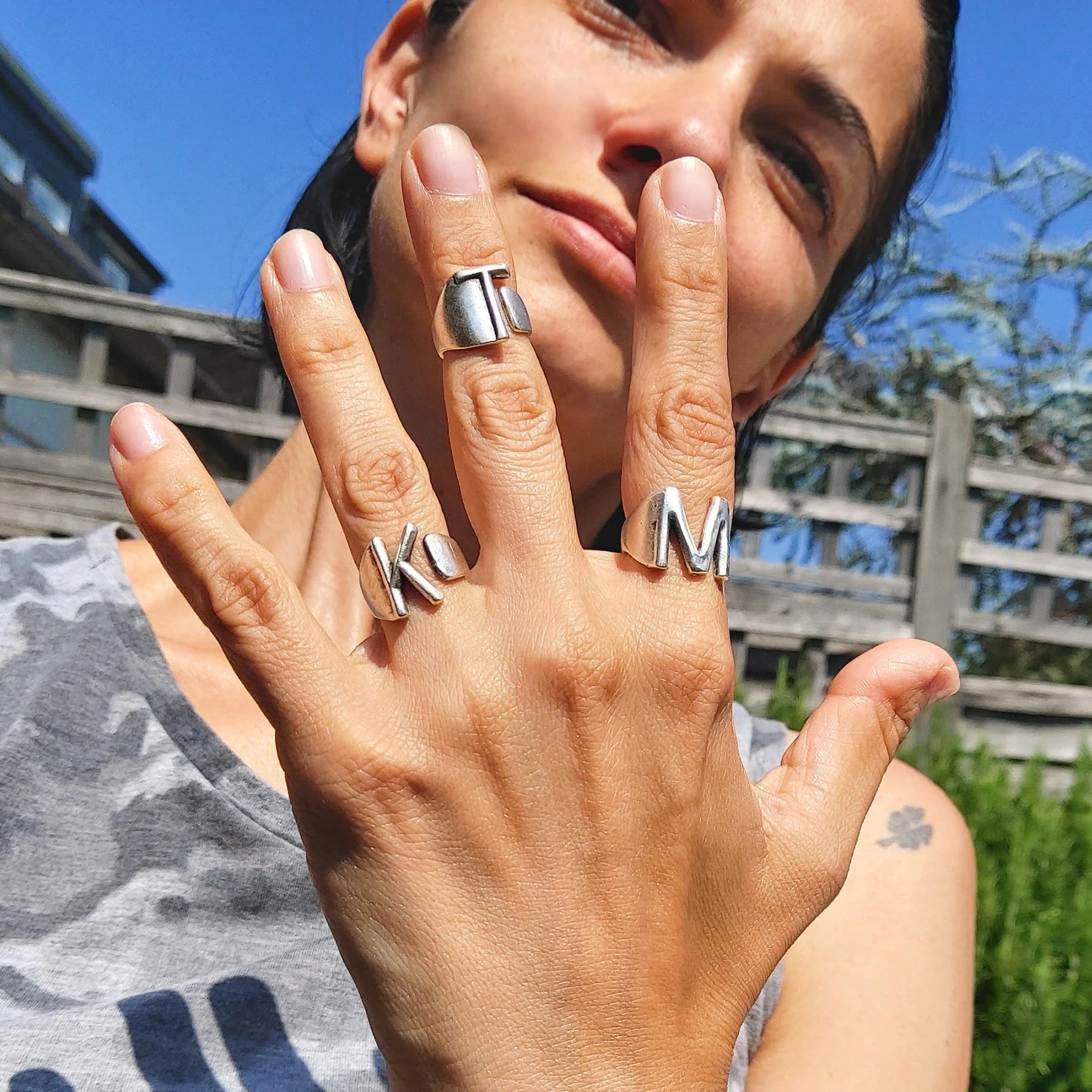 Initial knuckle ring, personalised letter adjustable midi sculptural silver