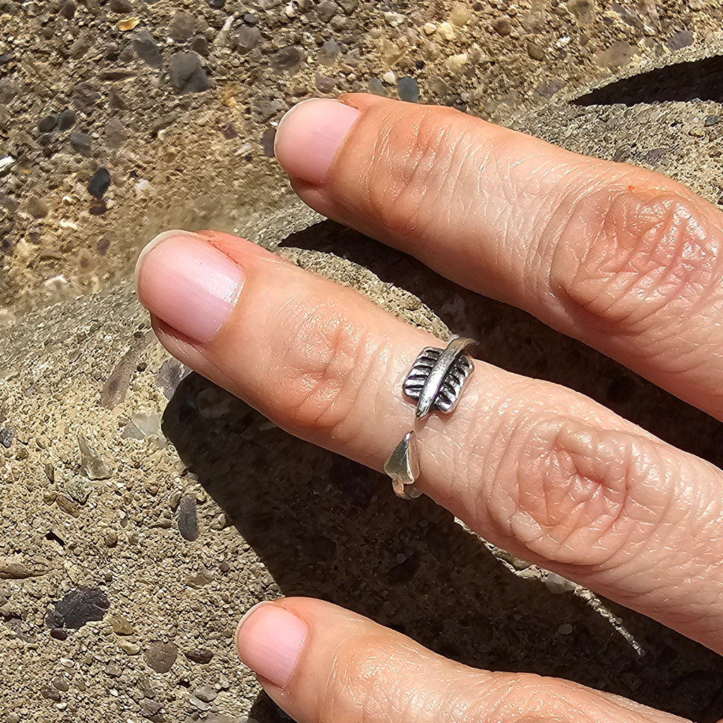 Antique silver arrow ring, geometric modernist rectangular top statement